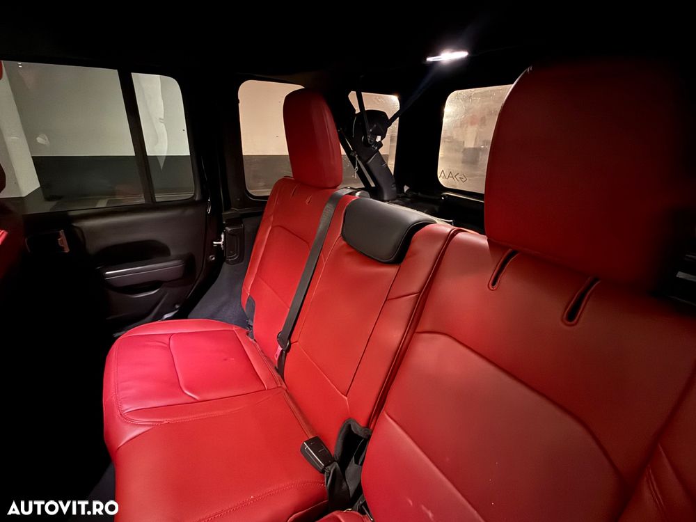 Jeep Wrangler 2.0 T-GDI Softtop AWD Automatik Rubicon - 8