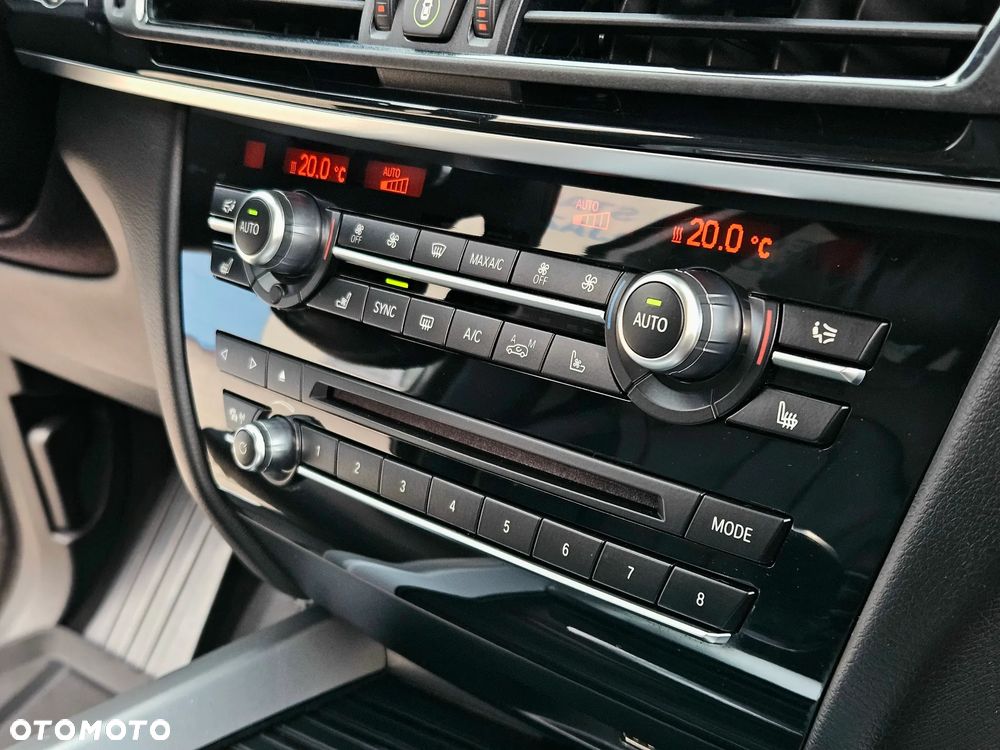 BMW X5 xDrive25d - 24