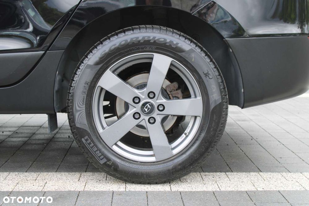 Hyundai ix35 2.0 CRDi 4WD Automatik Premium - 17
