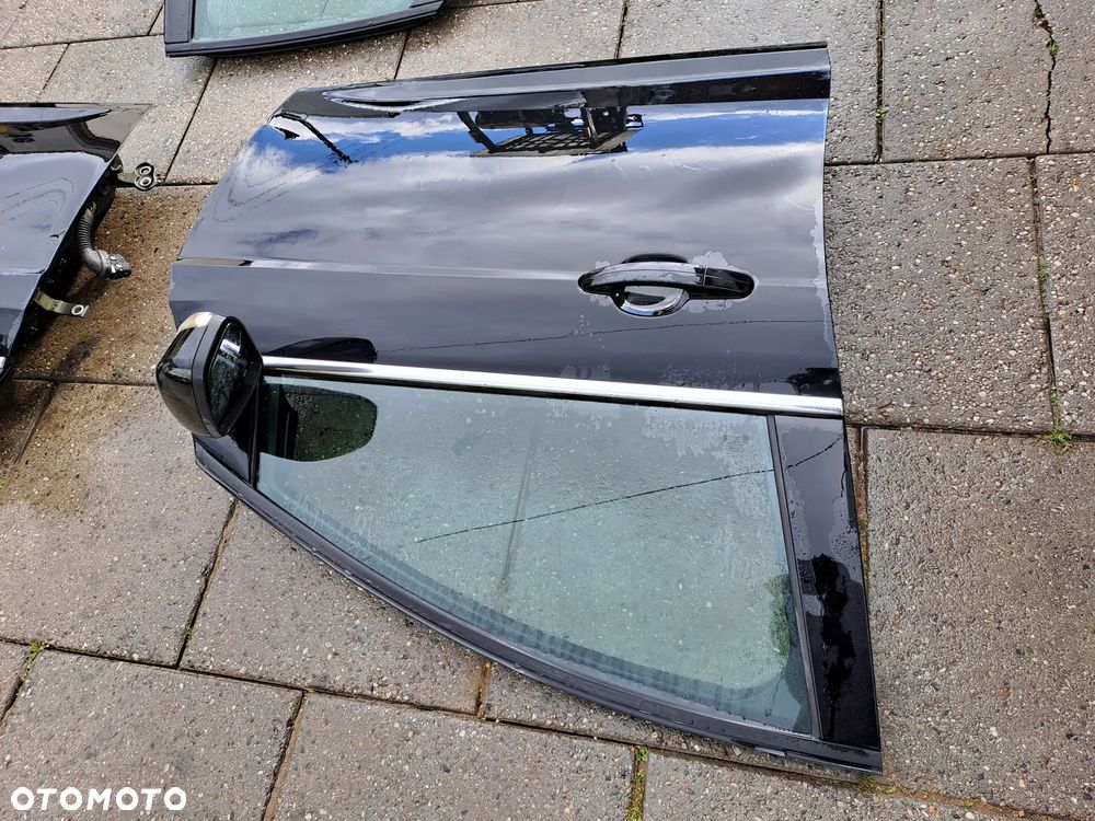 Ford Fokus MK3 HB 5D klapa bagażnika kod lakieru FB Panther Black Metalik - 18