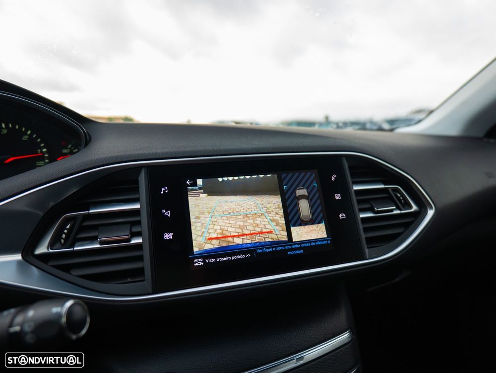 Peugeot 308 SW 1.5 BlueHDi Style - 14