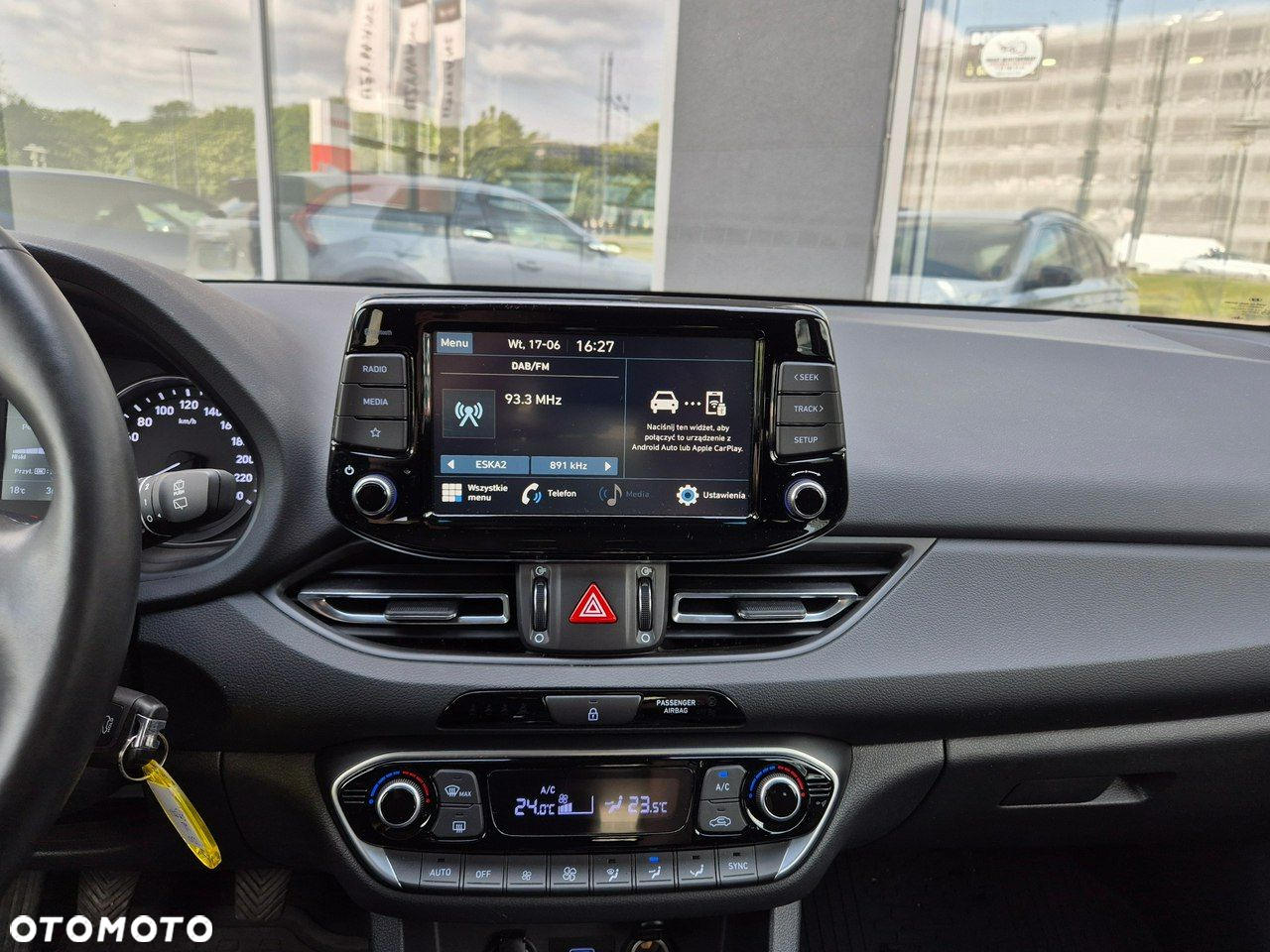 Hyundai i30 - 24