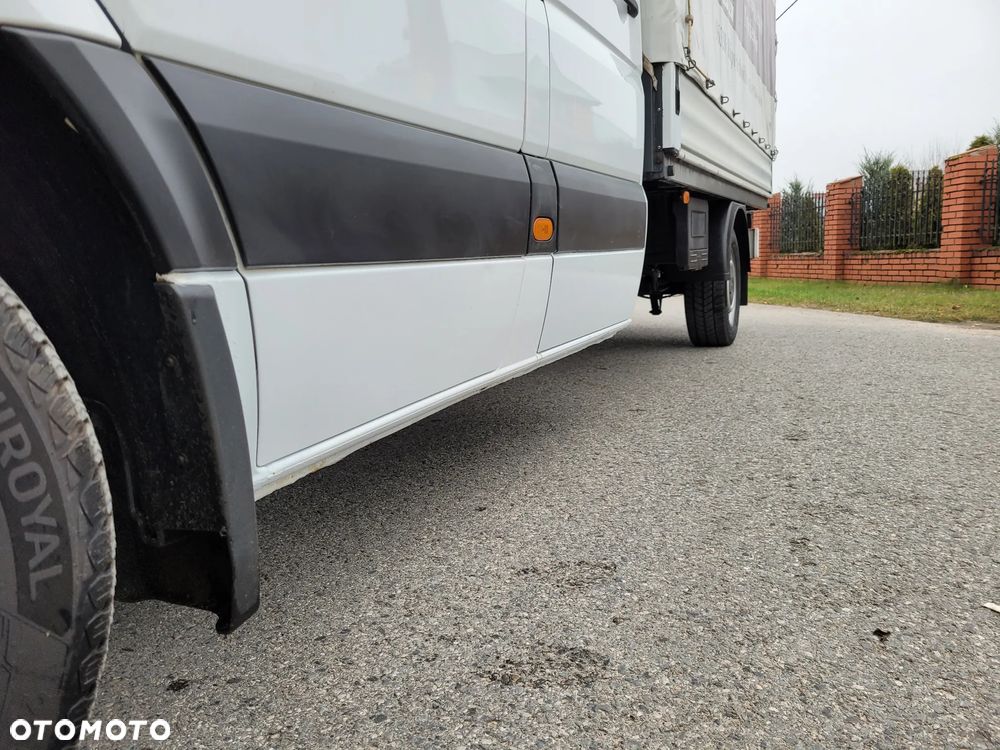 Mercedes-Benz Sprinter - 9