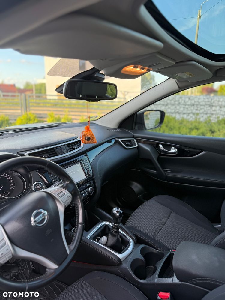 Nissan Qashqai 1.2 DIG-T N-Vision EU6 - 18