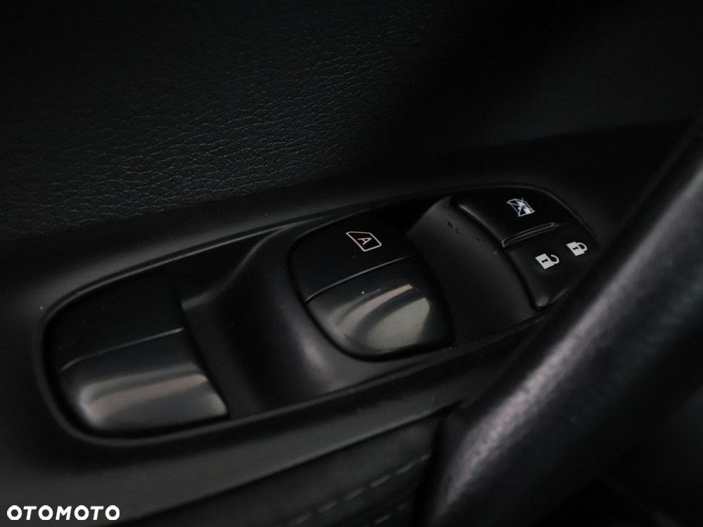 Nissan Qashqai 1.6 DIG-T 360 - 34