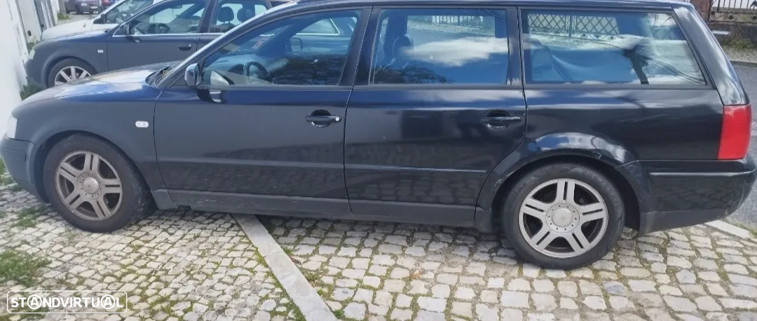 VW Passat Variant - 10