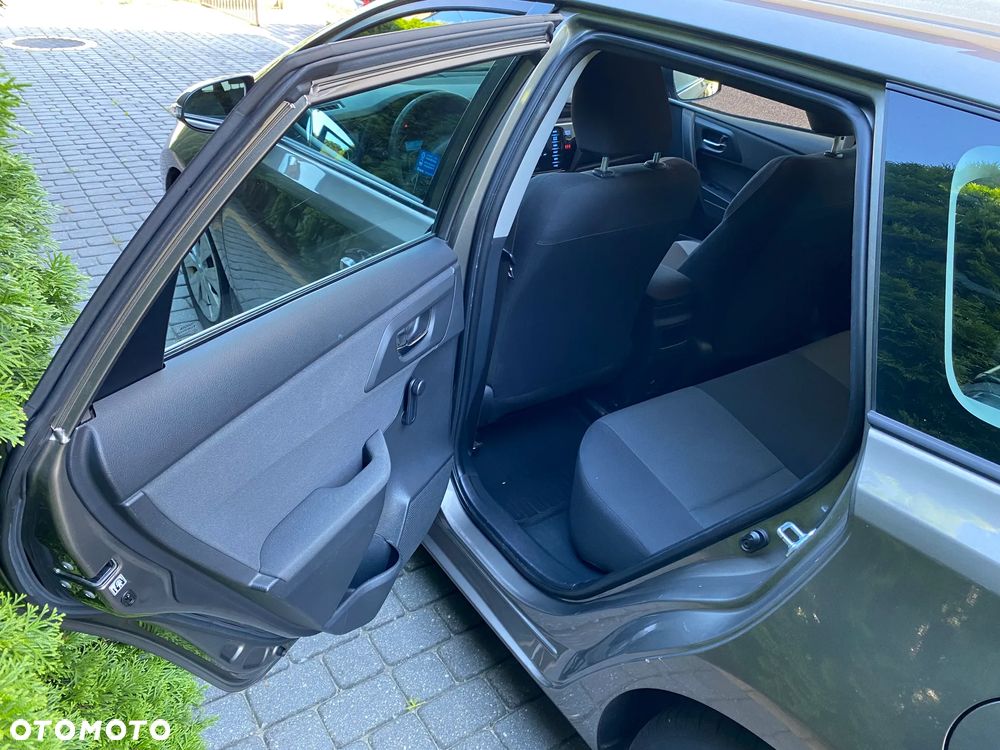 Toyota Auris 1.33 VVT-i Comfort - 11