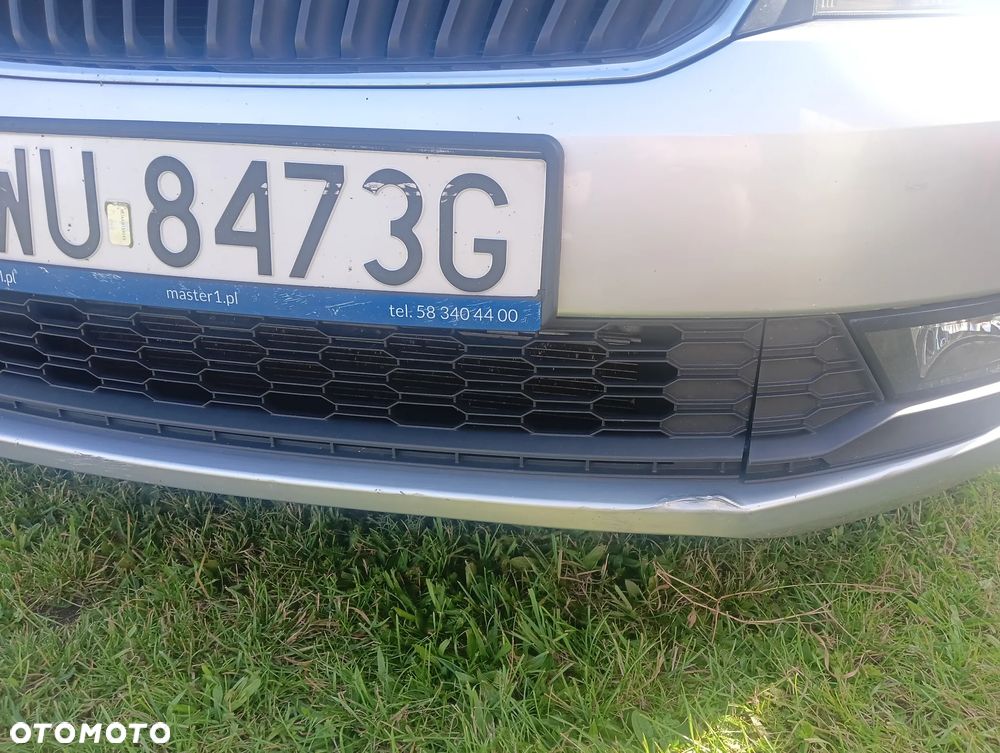 Skoda RAPID 1.0 TSI Ambition - 10