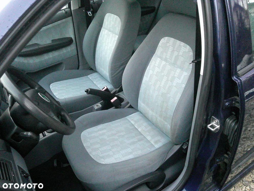 Skoda Fabia 1.4 16V Extra - 14