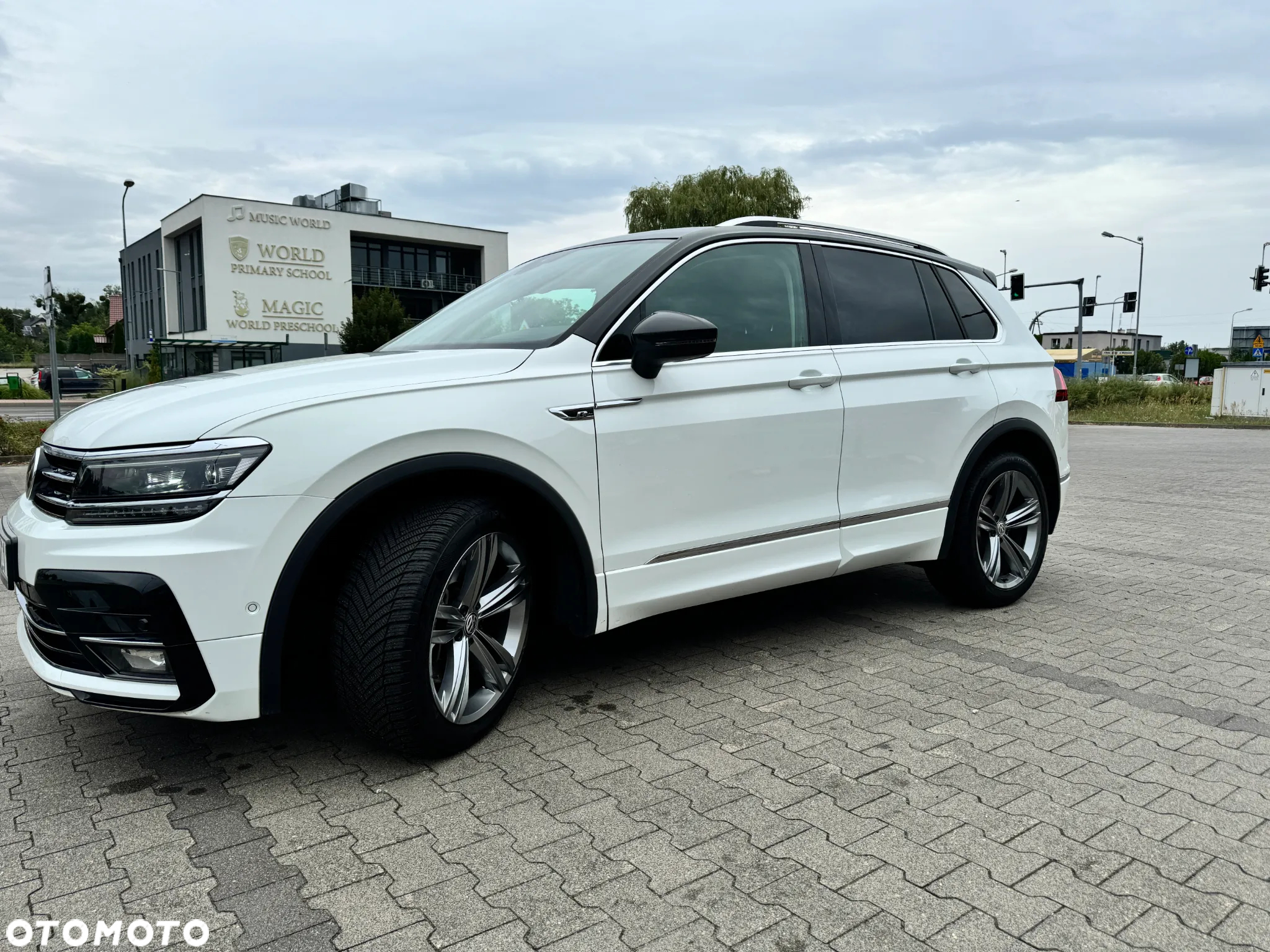 Volkswagen Tiguan 2.0 TSI 4Mot Perfectline R-Style DSG - 3