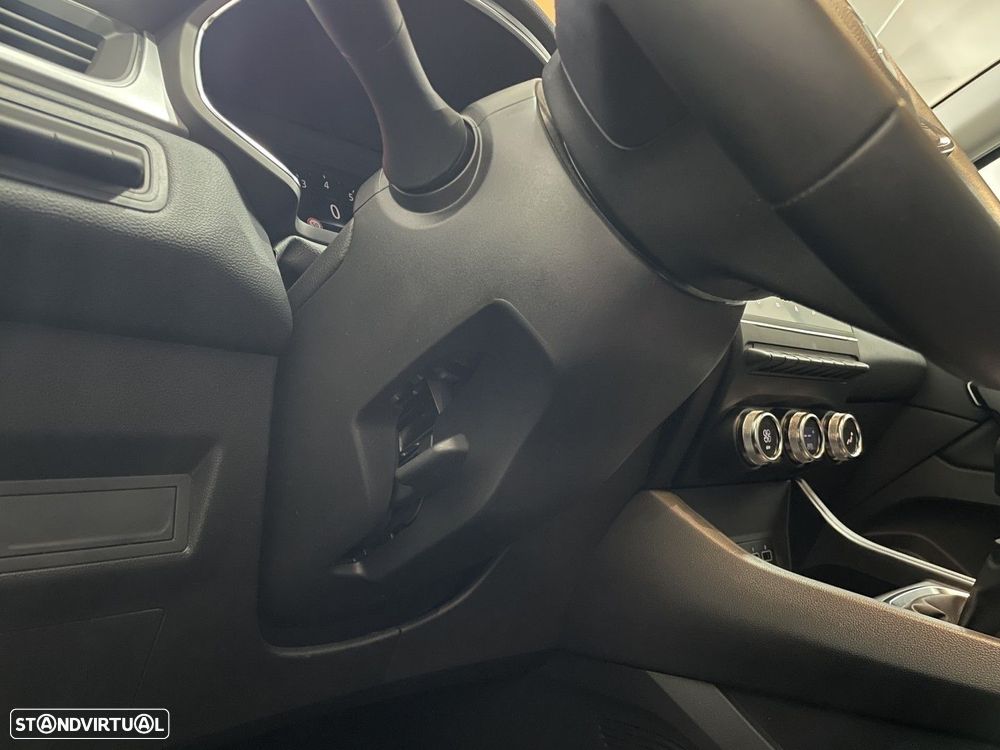 Renault Captur 1.0 TCe Intens - 40