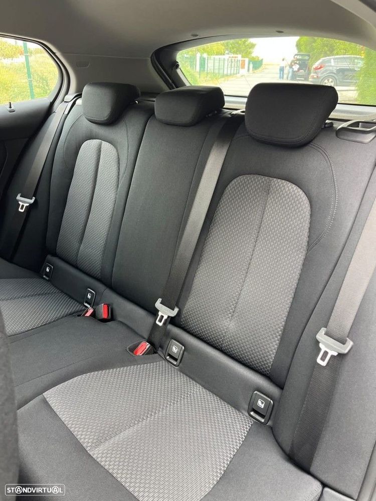 BMW 118 i Advantage - 26