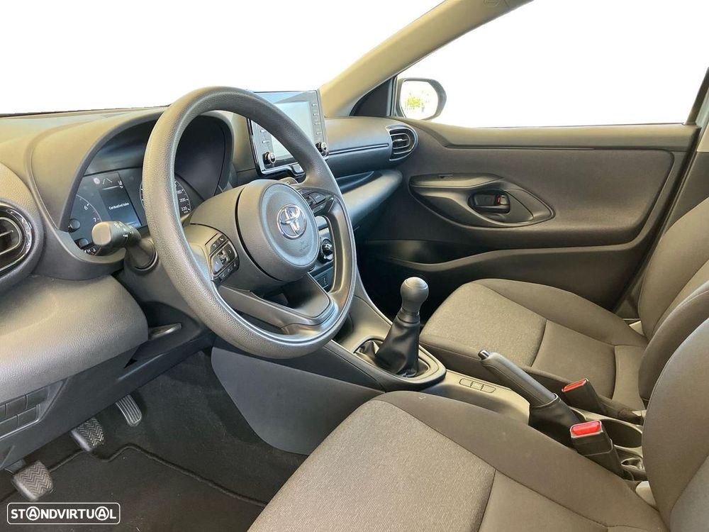 Toyota Yaris - 12