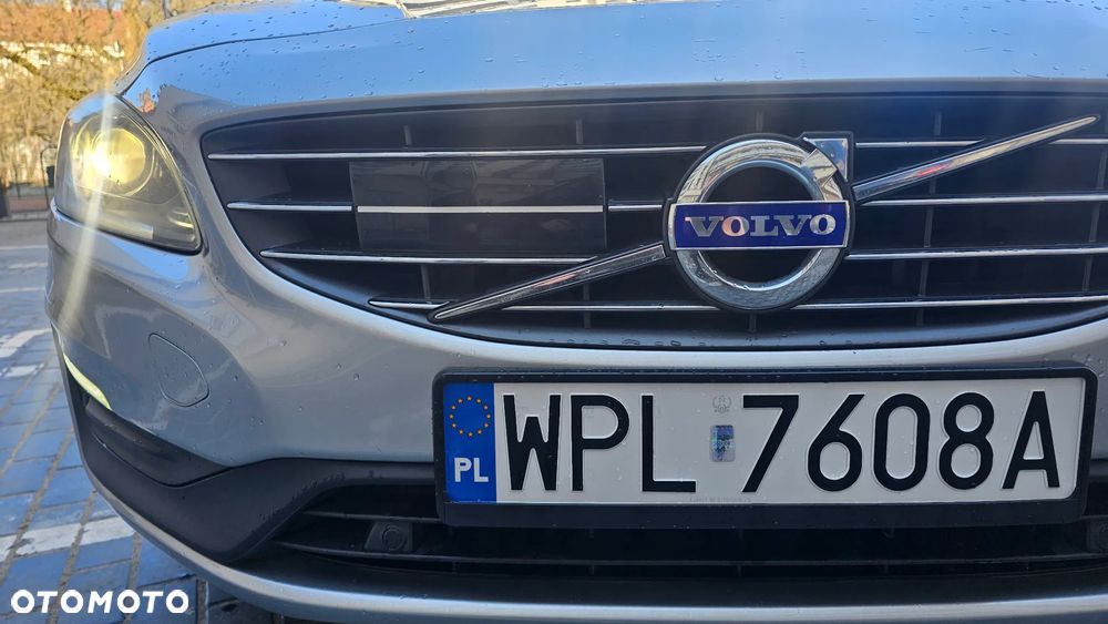 Volvo V60 T5 Kinetic - 2
