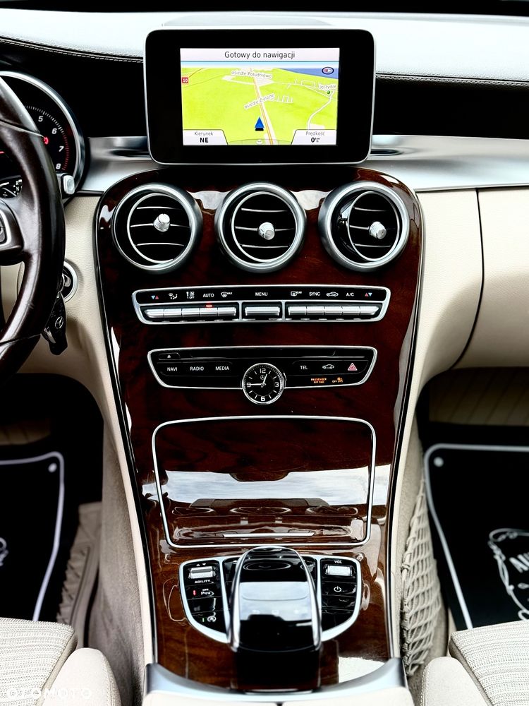 Mercedes-Benz Klasa C - 36