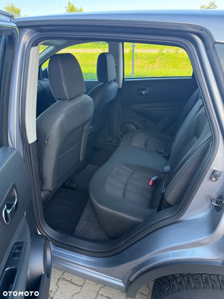 Nissan Qashqai 2.0 dCi DPF acenta - 14