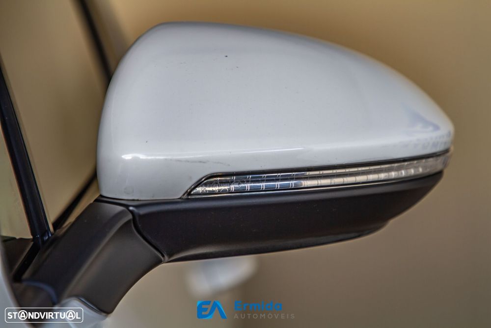 VW Golf 2.0 TDI GTD DSG - 14