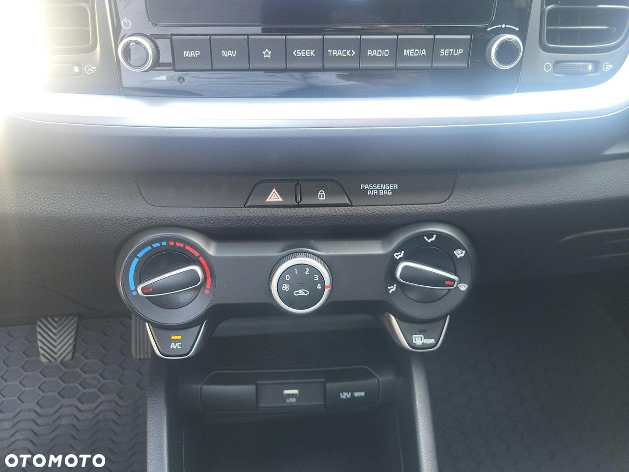 Kia Stonic - 16