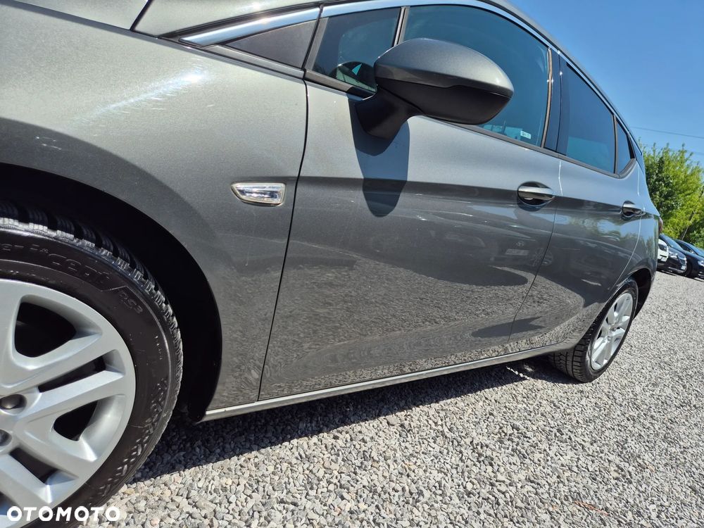 Opel Astra 1.4 T Dynamic S&S - 20
