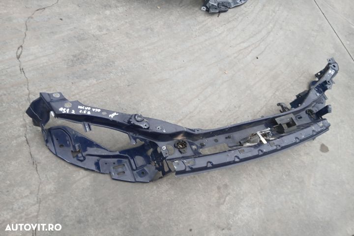 Trager / Calandru 2.0 D 30674771 2.0 D 30674771 Volvo V50 1 [2003 - 2 - 3