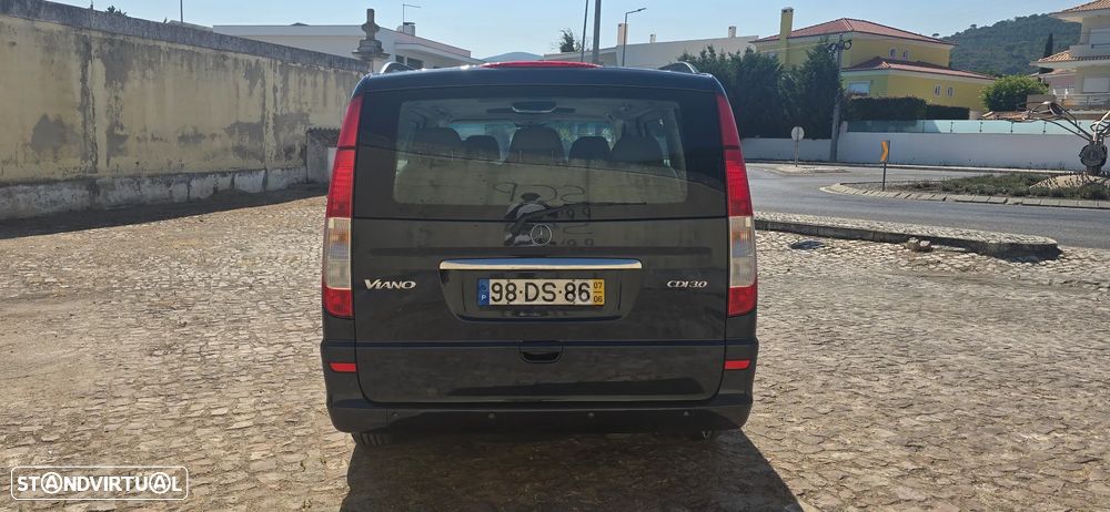 Mercedes-Benz Viano - 9