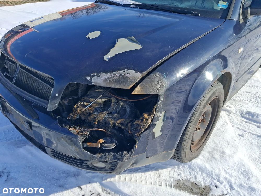 Audi A4 B6 Avant Kombi silnik 1.6 ALZ 8V 102 KM skrzynia biegów ENL drzwi klapa zderzak błotnik LY5K granatowy lampa zamek alternator rozrusznik wiązka przewód rura sterownik moduł zegary fis tempomat szyba lewarek boczek fotel niebieski panel mcperson zwrotnica belka sanki maglownica pompa mechanizm zamek zacisk kolektor lusterko tłumik wydech wykładzina tapicerka schowek głośnik wzmacniacz harman atrapa osłona listwa bagażnika małysz WSZYSTKIE CZĘŚCI NA CZĘŚCI - 11