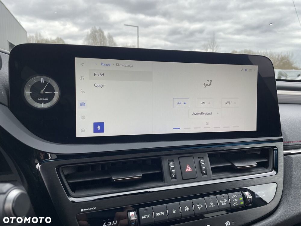 Lexus ES 300h F Sport Edition - 20