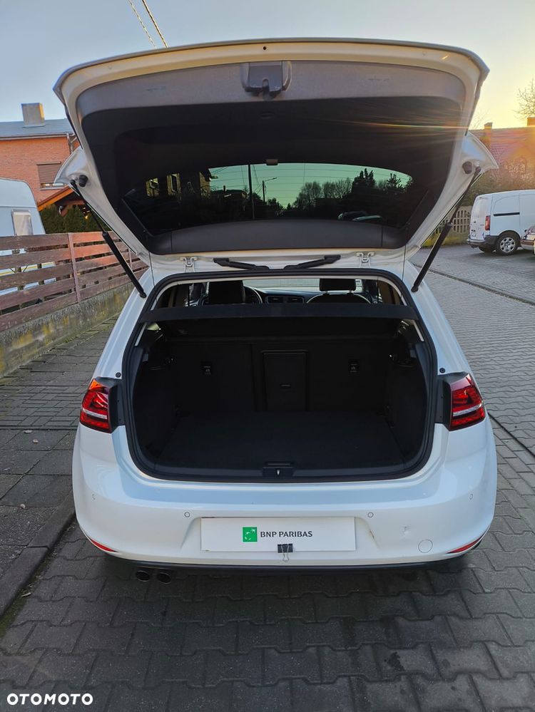 Volkswagen Golf 2.0 BlueTDI Highline - 20