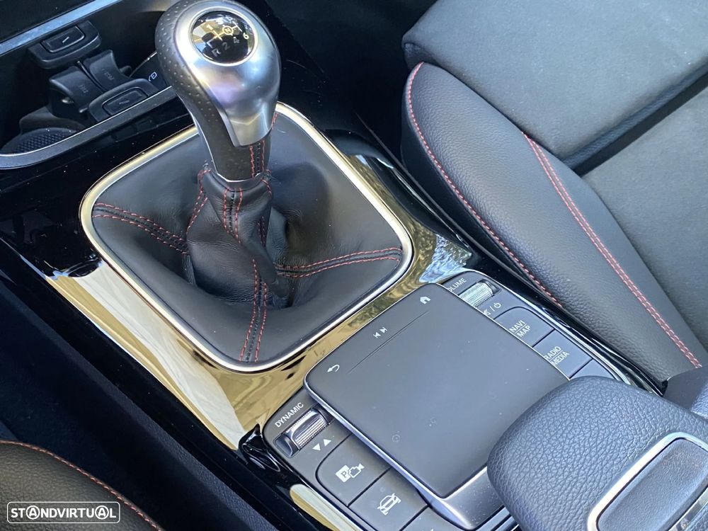 Mercedes-Benz A 160 AMG Line - 13