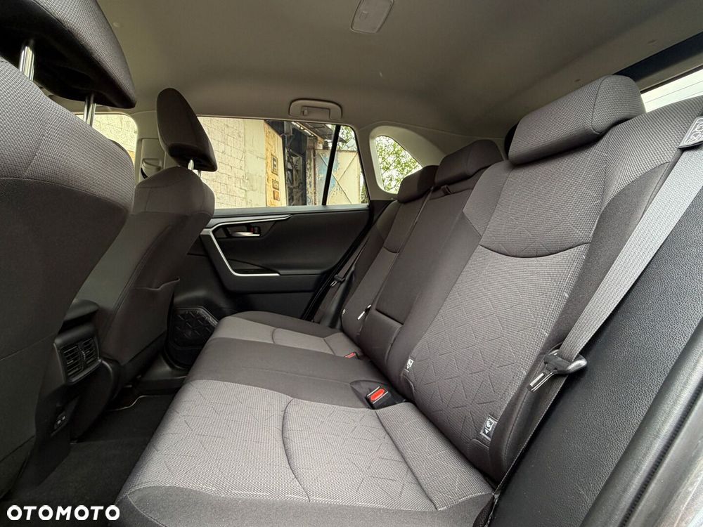 Toyota RAV4 - 22