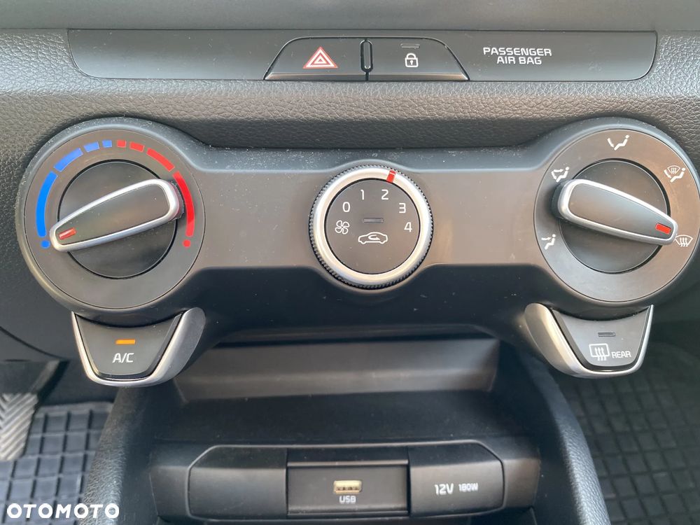 Kia Stonic 1.0 T-GDI M - 25