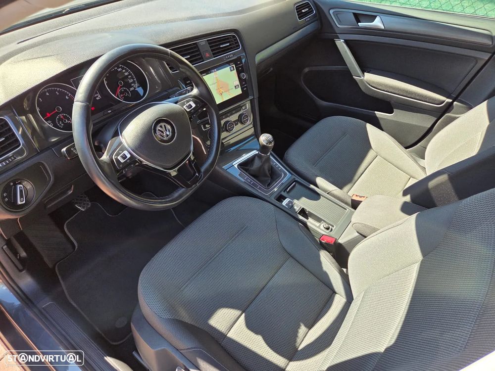VW Golf 1.0 TSI Confortline - 28