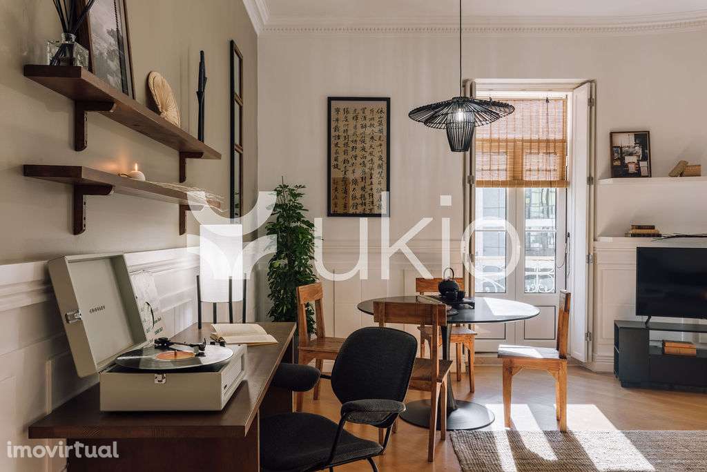 Apartamento T2 em São Sebastião da Pedreira - Grande imagem: 2/22