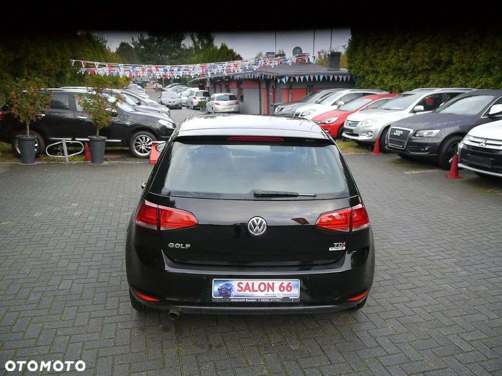 Volkswagen Golf 1.6 TDI BlueMotion Comfortline - 12