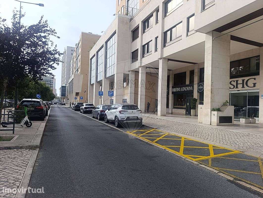 Garagem  para arrendamento - Grande imagem: 5/10