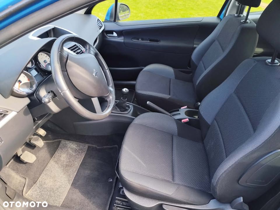 Peugeot 207 - 9