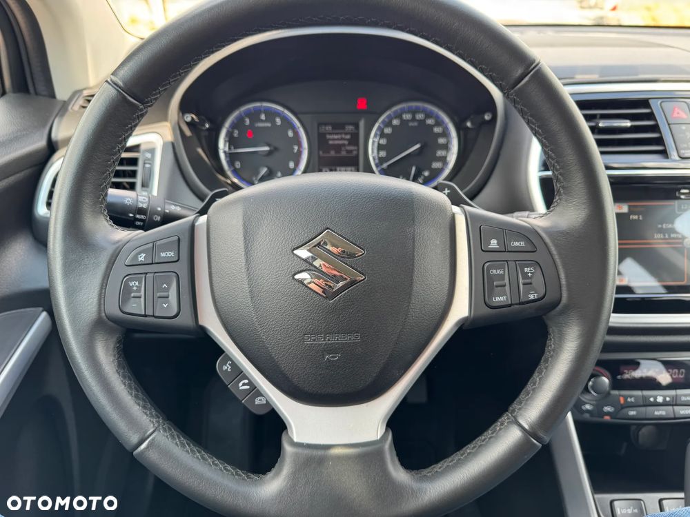 Suzuki SX4 S-Cross 1.4 SHVS Premium - 12