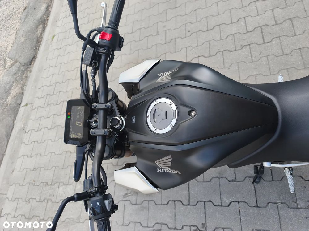Honda CB - 31