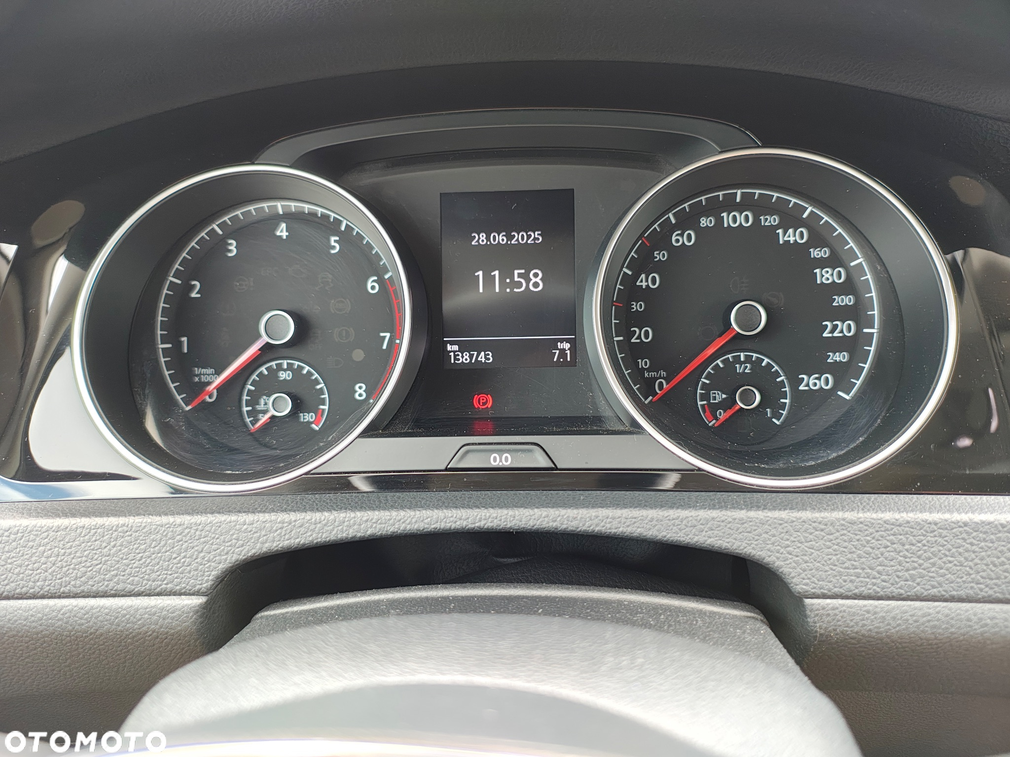 Volkswagen Golf VII 1.4 TSI BMT Highline - 13