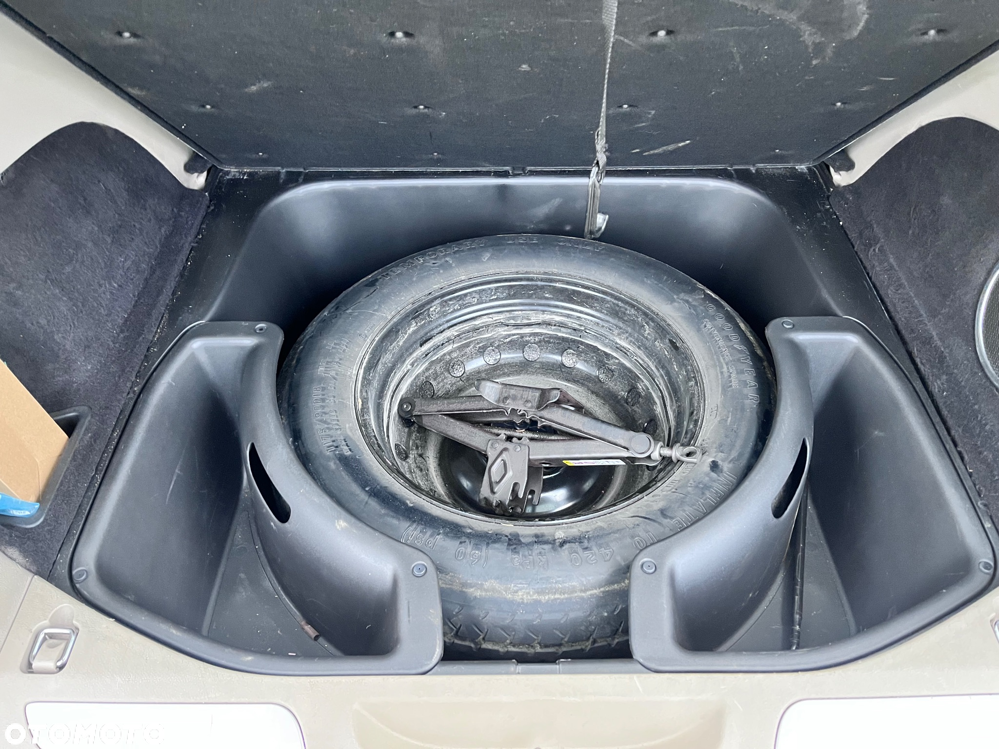 Jeep Grand Cherokee 3.6 V6 Overland - 27