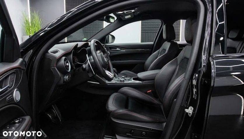 Alfa Romeo Stelvio 2.0 Turbo Veloce Q4 - 8