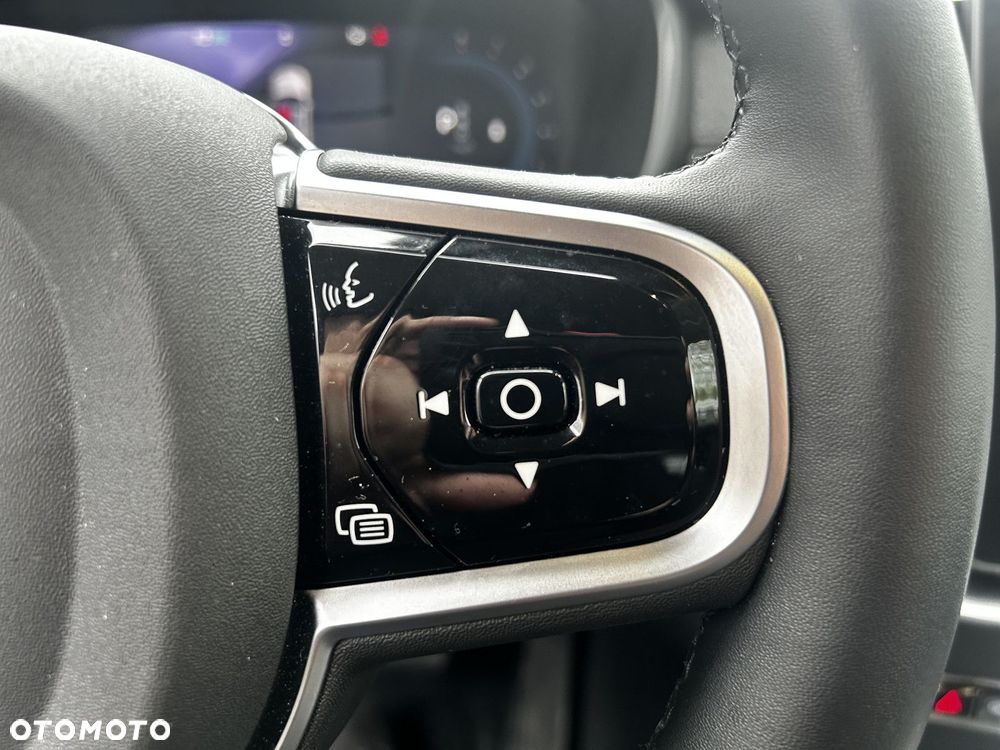 Volvo XC 90 - 21