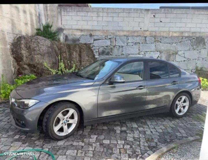 BMW 318 d Line Sport - 1