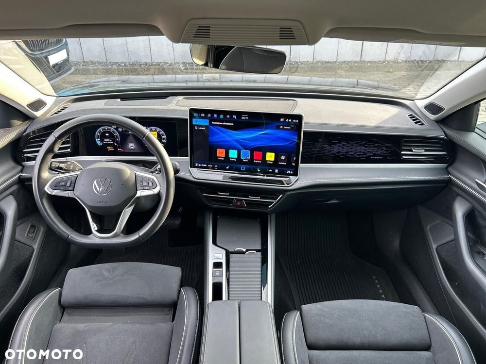 Volkswagen Passat - 20