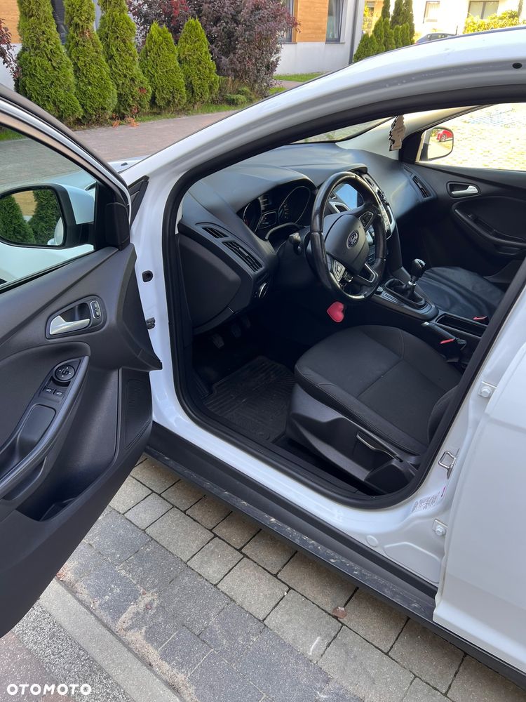 Ford Focus 1.5 TDCi SYNC Edition - 5