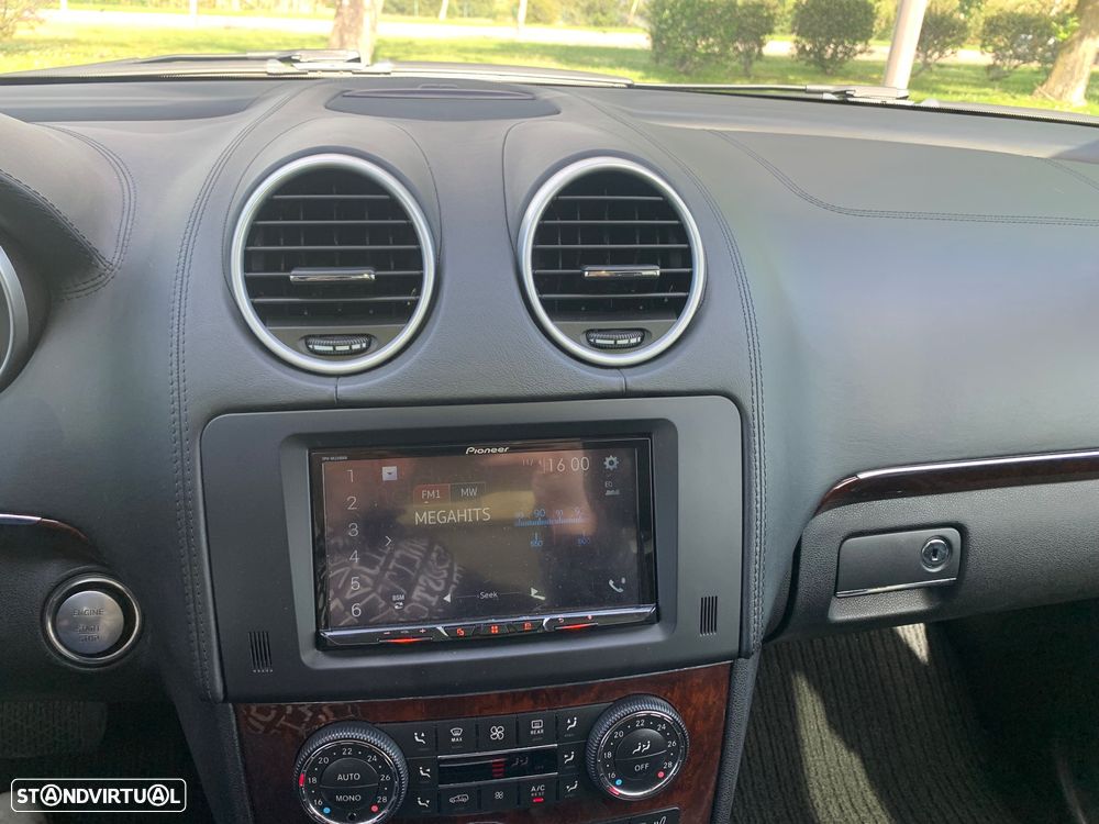 Mercedes-Benz GL 350 CDI BlueEfficiency - 23