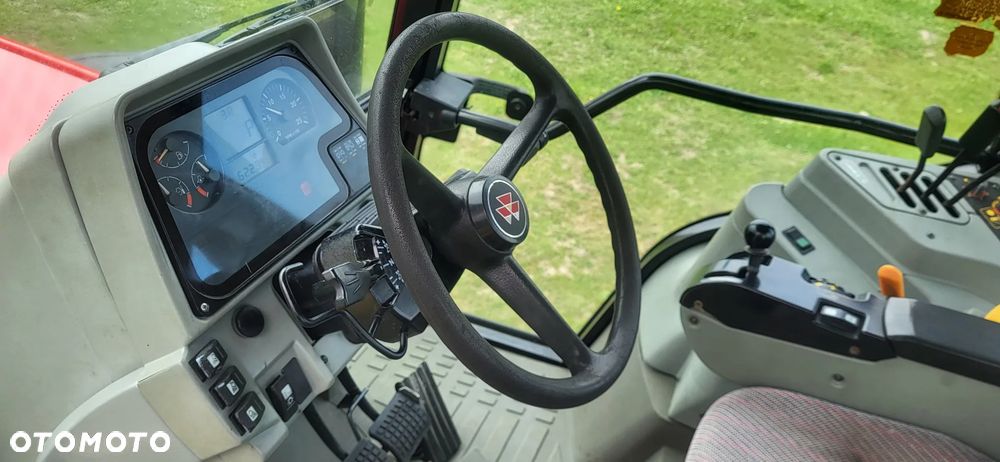 Massey Ferguson 8220 TUZ 4X4 - 18