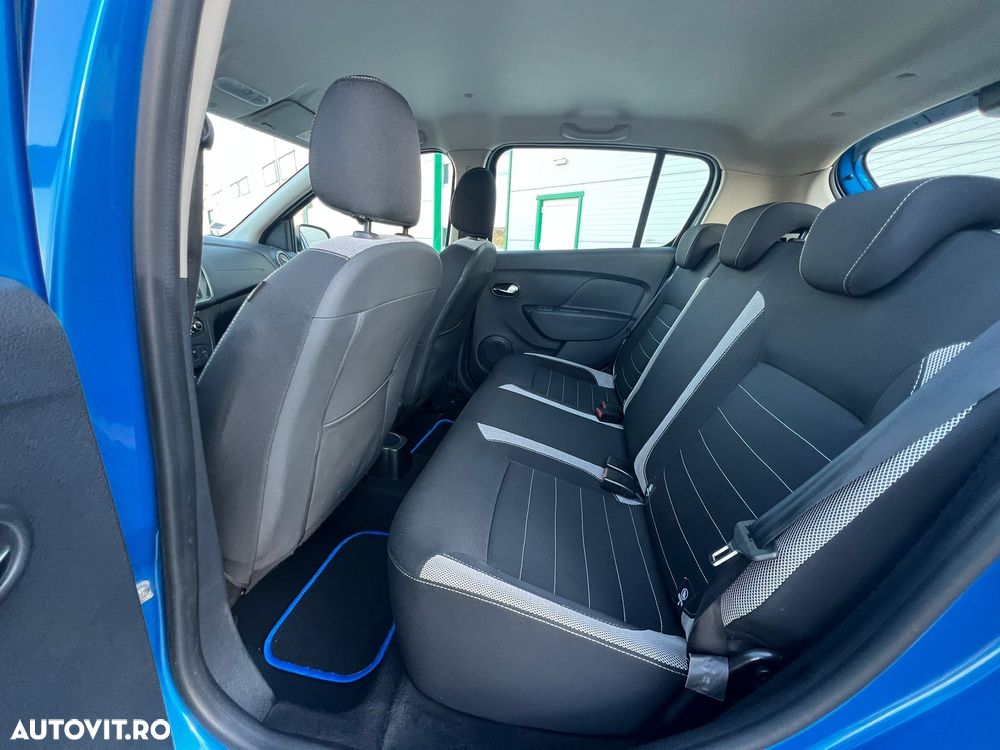 Dacia Sandero Stepway Blue dCi 95 Essential - 4