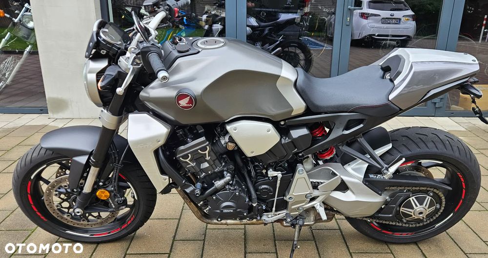 Honda CB - 9