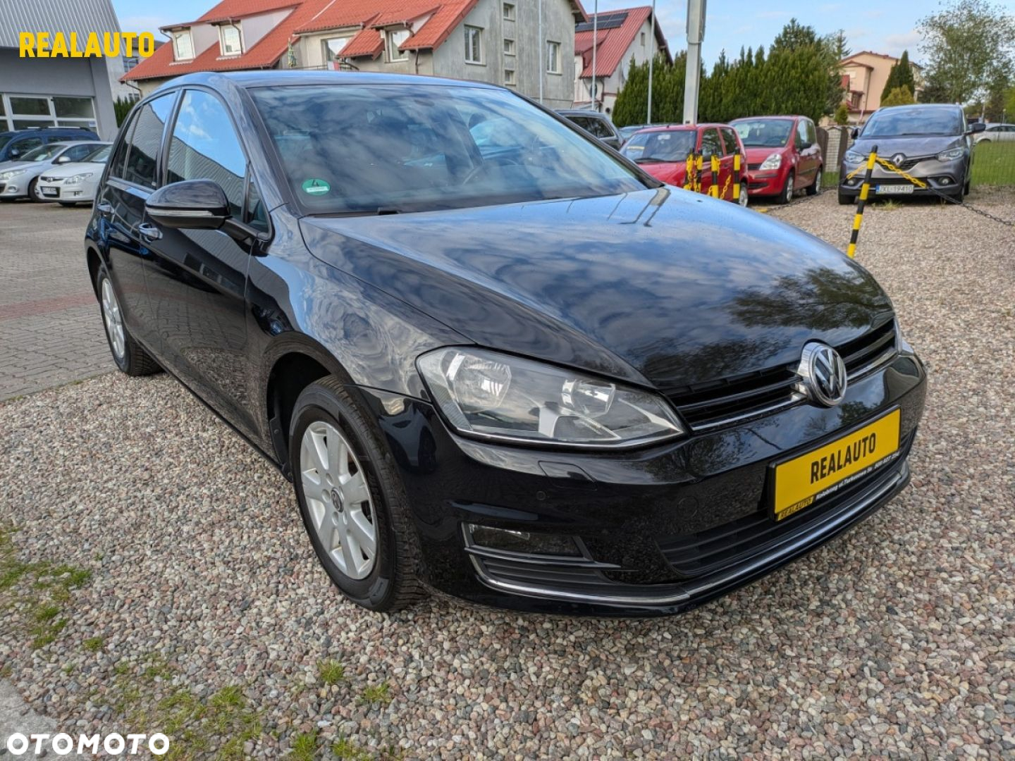 Volkswagen Golf - 2